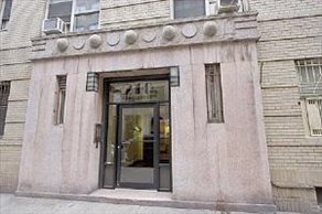 Photo of 210 West 19th Street