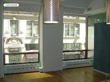 11' beamed ceilings