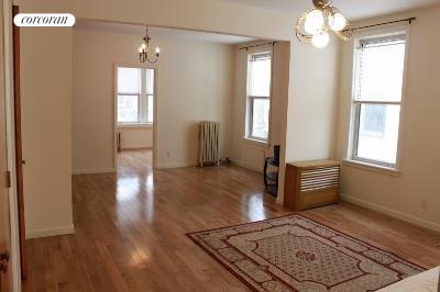 huge, brite living rm & dining room/ofc
