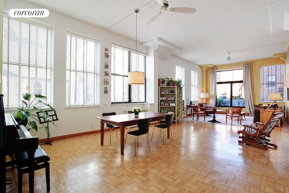 Dining Room / Living Room