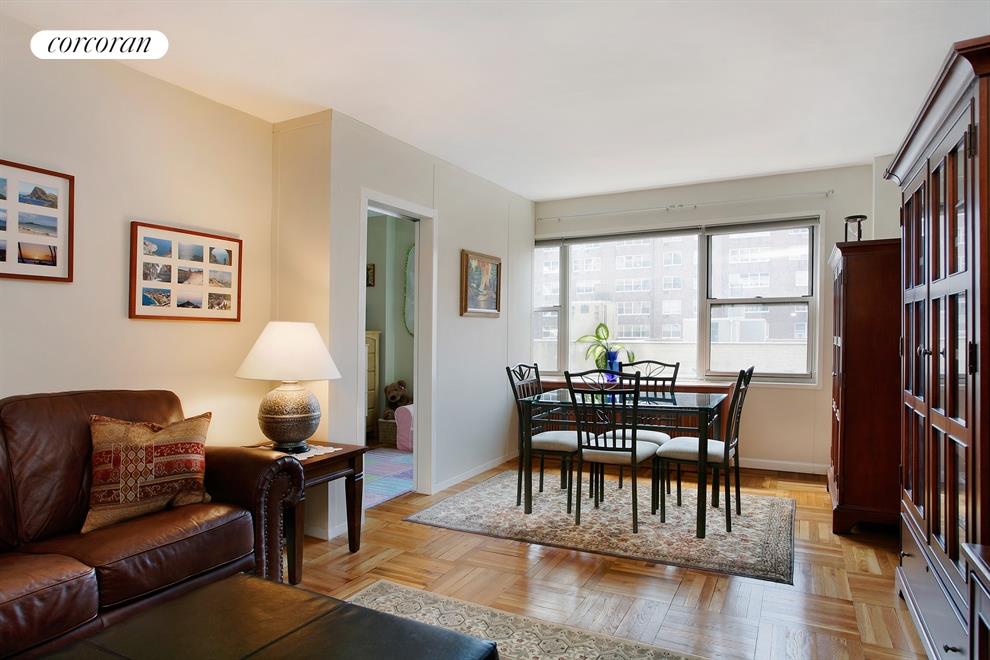 Living Room / Dining Room