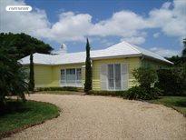 201 La Puerta Way, Palm Beach
