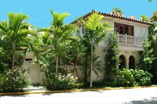 234 Phipps Plaza, Palm Beach
