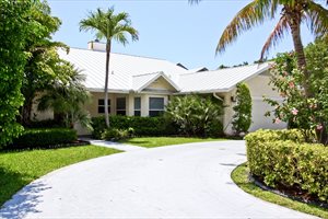 418 North Atlantic Drive, Hypoluxo