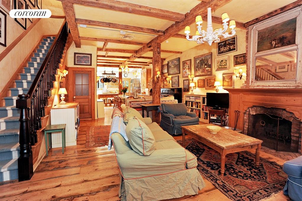 Living Room / Dining Room