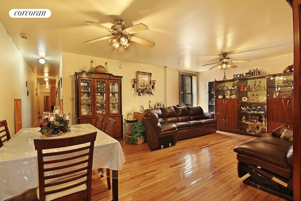 Living Room / Dining Room