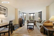 330 East 38th Street, Apt. 7C, Murray Hill