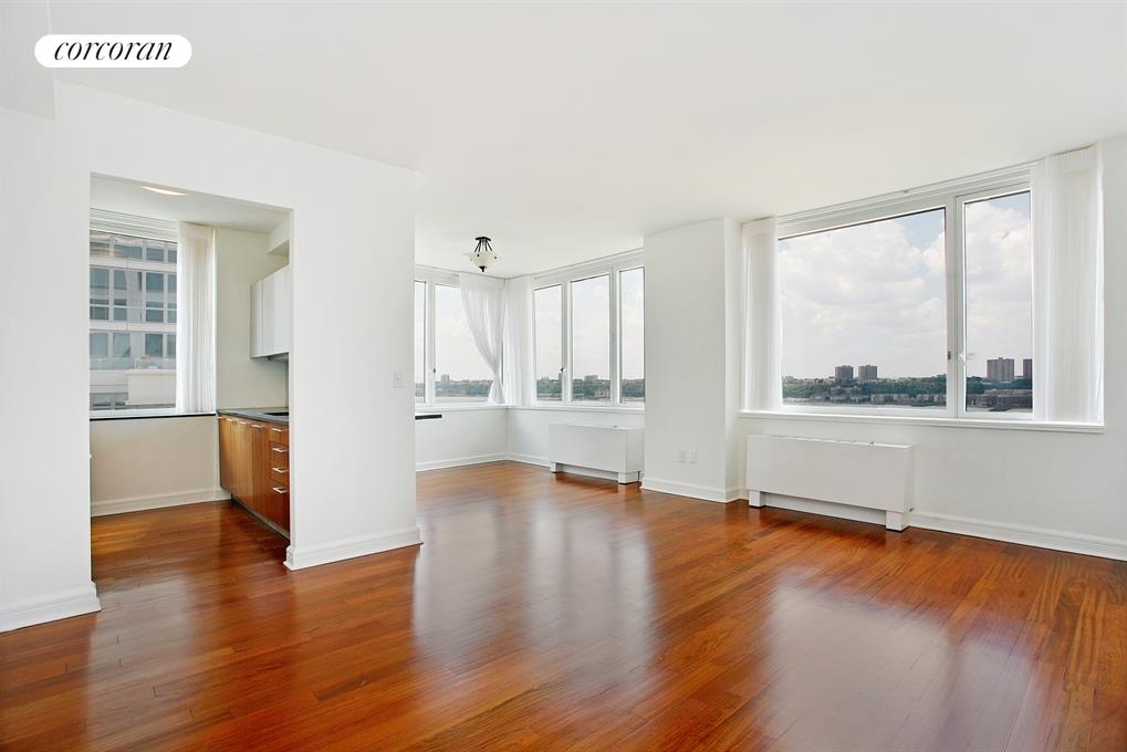 Living Room / Dining Room