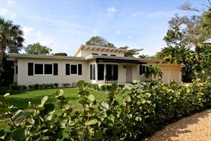 705 South Atlantic Drive, Hypoluxo
