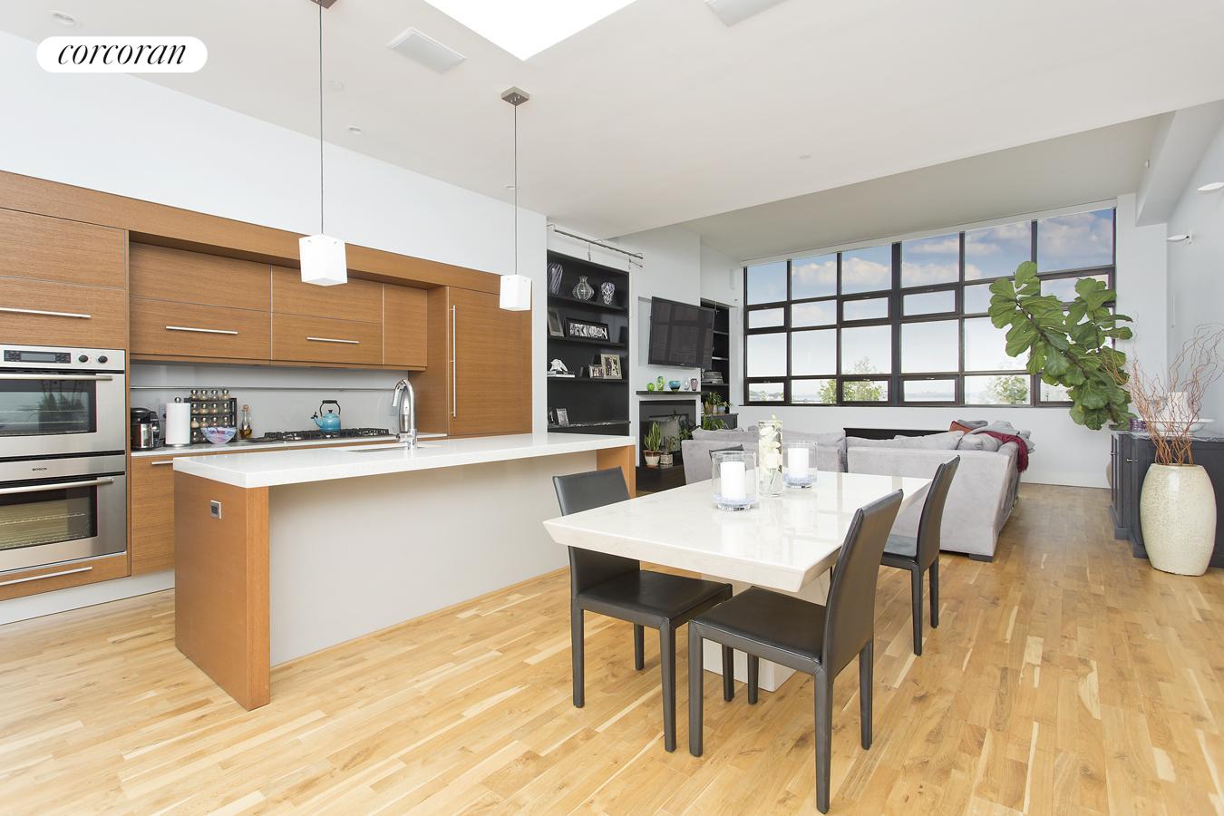 Wonderful loftlike entertainment space