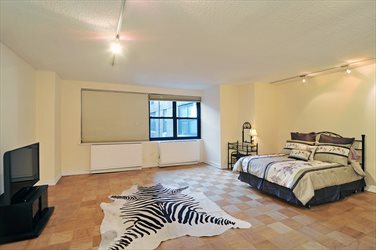 200 East 24th Gramercy Park Alcove Studio Sale #140290 200 East 24th for Sale #140290