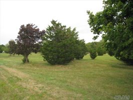 75 Wells Rd, Peconic
