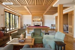 885 Park Avenue