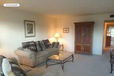 2060 Lyndhurst N, Deerfield Beach