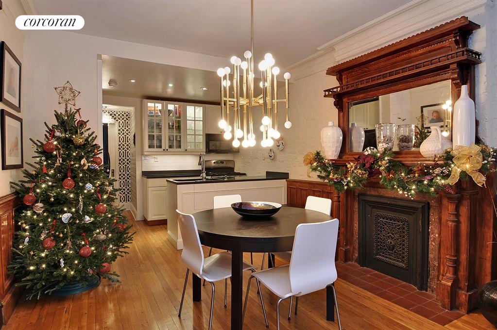 Living/dining/kitchen