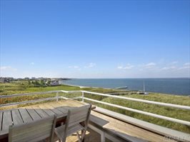 580 Dune Rd, Westhampton