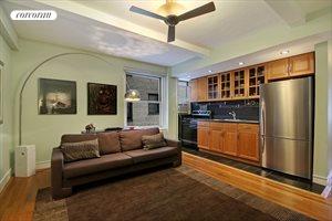 325 West 45th Street, Apt. 816, Clinton