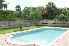 314 Beach Curve Road, Hypoluxo