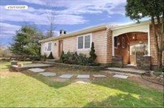 9 Terry Drive, Shelter Island