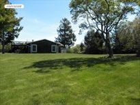 256 Fairview Avenue, Montauk