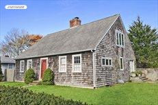 70 Dayton Lane, East Hampton