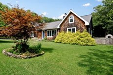 7 Summit Avenue, East Hampton