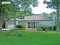 26 Woodruff Lane, Bridgehampton