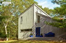 19 Pioneer Lane, East Hampton