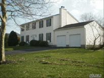 64 Timothy Lane, Jamesport