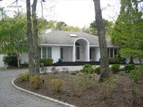 38 Foxhollow Drive, East Quogue