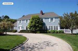 11 Pondview Lane, East Hampton