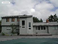 9 Deerfield Way, Amagansett