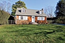 63 Chester Street, Bridgehampton