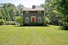 53 North Midway Road, Shelter Island
