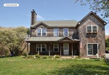6 Gage Place, Montauk