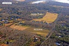 156 Buckskill Road, East Hampton