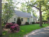 82 Turtle Cove Drive, Southampton