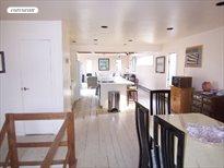 3 Discovery Lane, East Hampton