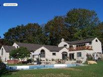 12 St. Mary's Road, Shelter Island