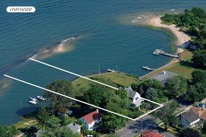 230 4th Street, Greenport