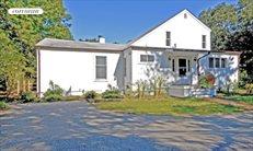 25 Blue Jay Way, East Hampton