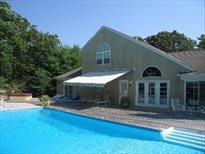 2 Kettle Court, East Hampton