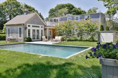 East Hampton