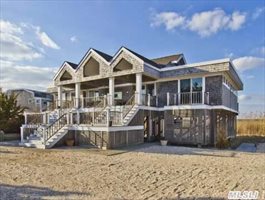 536 Dune Rd, Westhampton