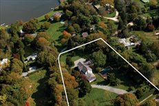 356 Cobb Road, Water Mill