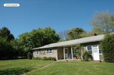 155 Meeting House Lane, Amagansett