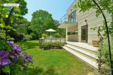 348 Sprig Tree Path, Sag Harbor