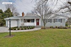 295 Bennetts Lane, Southold