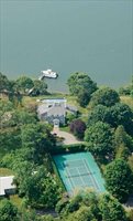 32 Hilo Drive, Shelter Island