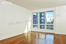 350 West 42nd Street, Apt. 6E, Clinton